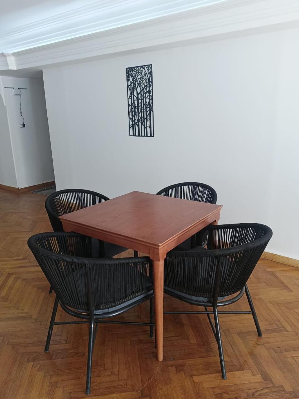 Pyramids Nights Hostel Kafret el-Gabal Екстериор снимка