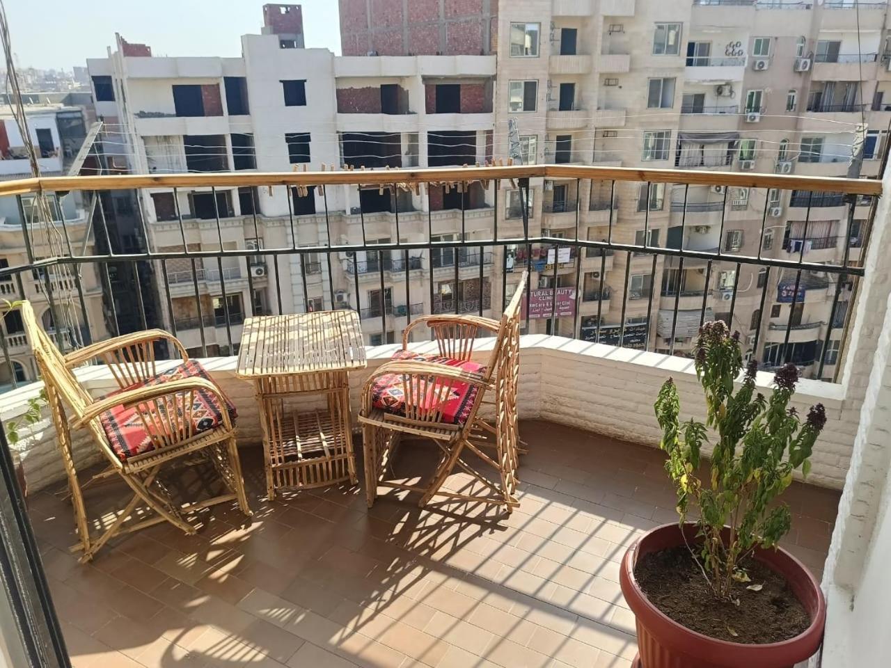 Pyramids Nights Hostel Kafret el-Gabal Екстериор снимка