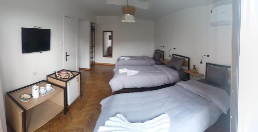 Pyramids Nights Hostel Kafret el-Gabal Екстериор снимка